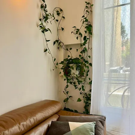 Bel 2 Pieces A * Νίκαια